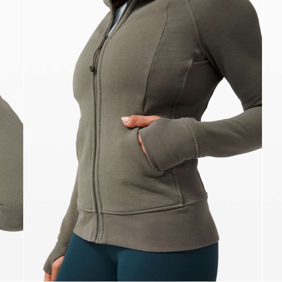 Lululemon Scuba Hoodie - Light Cotton Fleece - Picture 4 of 7